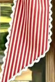 STRIPE RIC RAC TRIMMED WREATH SASH PREORDER