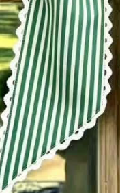 STRIPE RIC RAC TRIMMED WREATH SASH PREORDER
